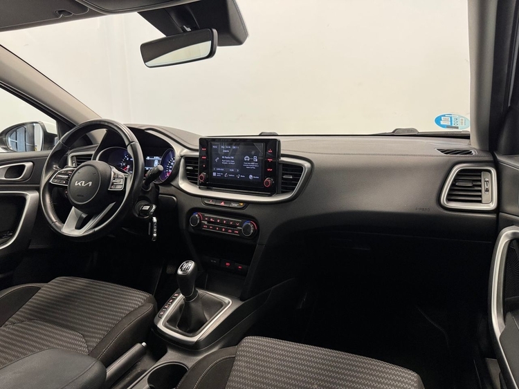 Kia Ceed DRIVE 1.6 MHEV  foto 10