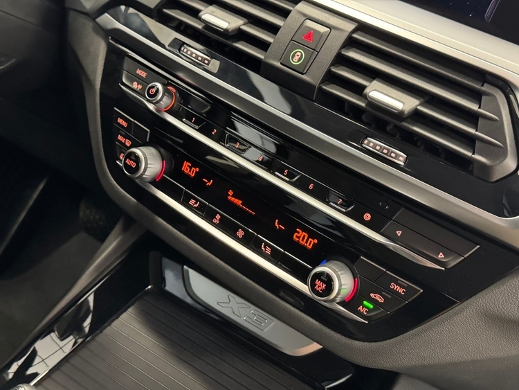 BMW X3 XDRIVE 20D foto 33