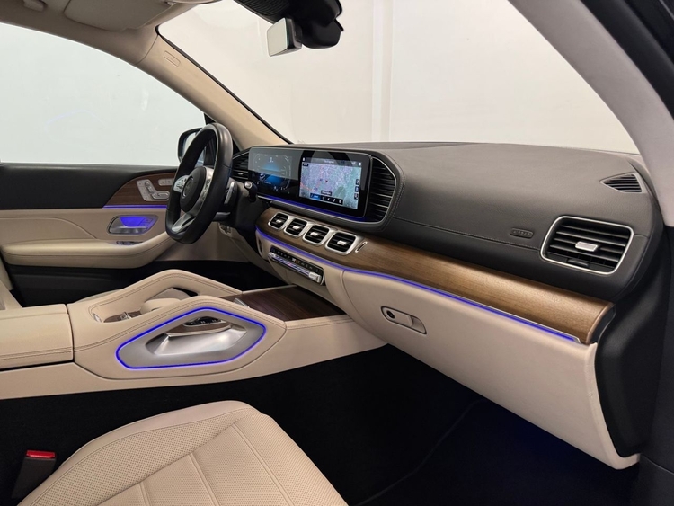 Mercedes GLS AMG 4MATIC 400D foto 31