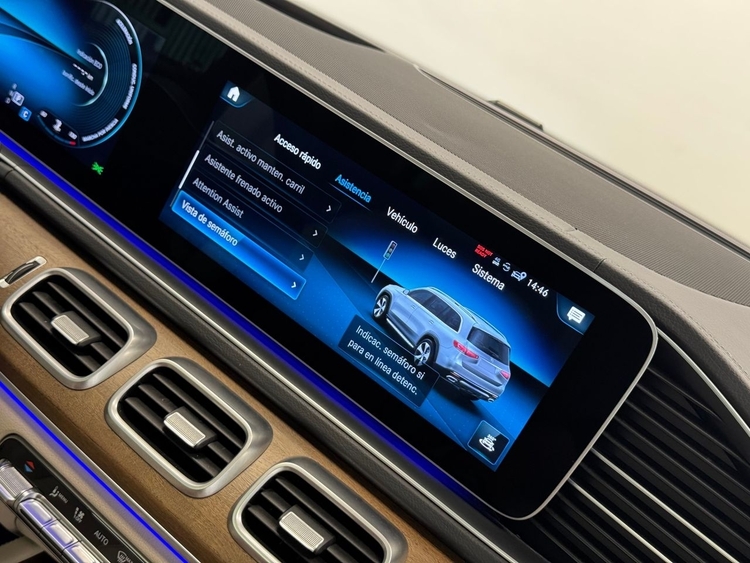 Mercedes GLS AMG 4MATIC 400D foto 41