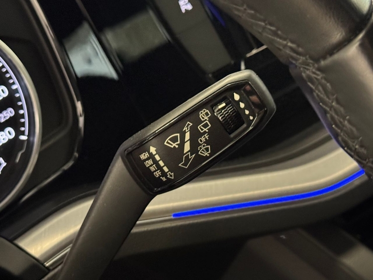 Volkswagen Touareg PREMIUM ELEGANCE  foto 16