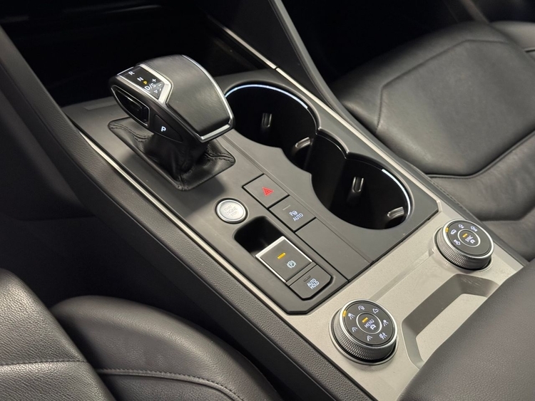Volkswagen Touareg PREMIUM ELEGANCE  foto 19