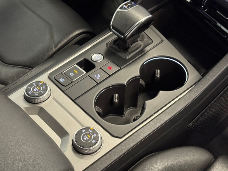 Volkswagen Touareg PREMIUM ELEGANCE  foto 33