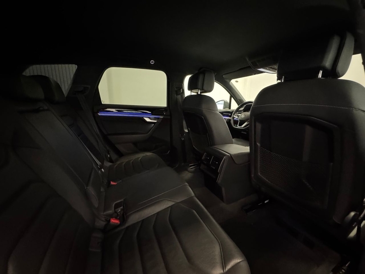 Volkswagen Touareg PREMIUM ELEGANCE  foto 34