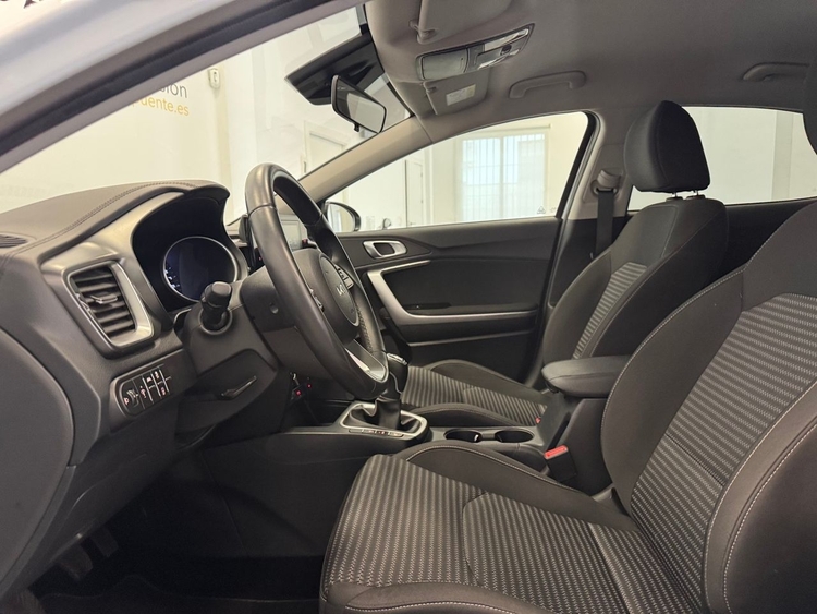 Kia XCeed XCEED IMT DRIVE  foto 14