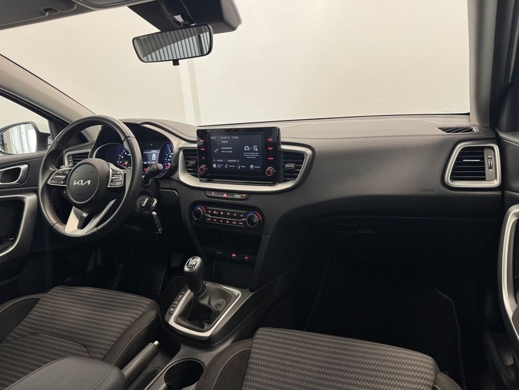 Kia XCeed XCEED IMT DRIVE  foto 11