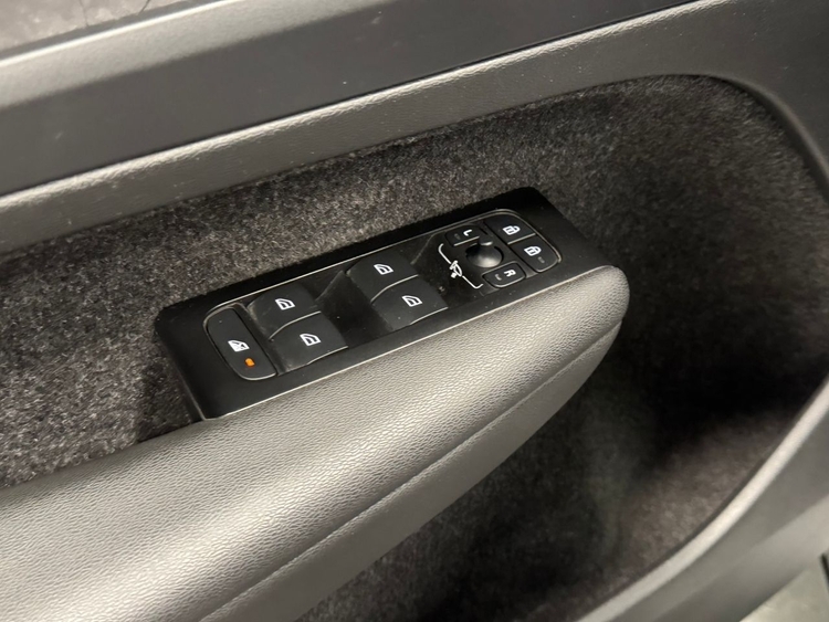 Volvo XC40 MOMENTUM CORE AUTO foto 14