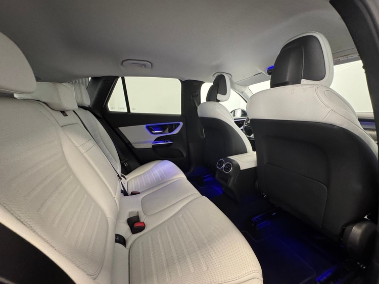 Mercedes GLC 300 E AMG 4MATIC foto 35