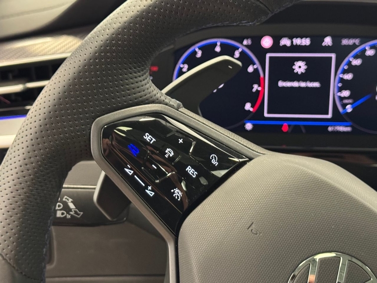 Volkswagen Arteon R 4MOTION DSG 320CV  foto 23