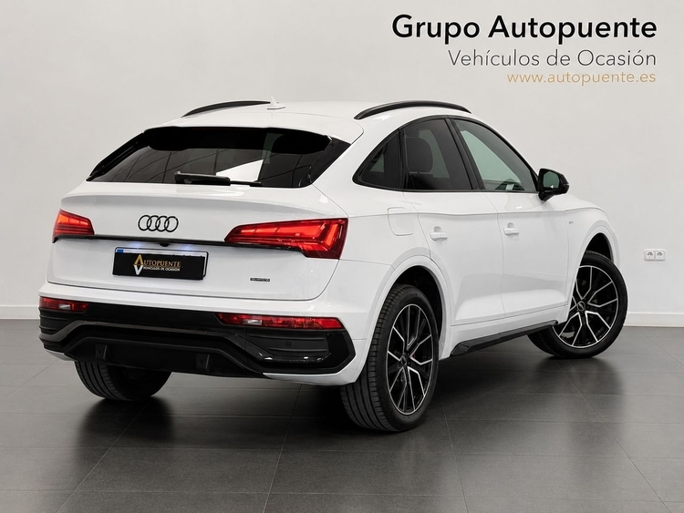 Audi Q5 SPORTBACK BLACK LINE 55TFSI E QUATTRO ULTRA foto 4