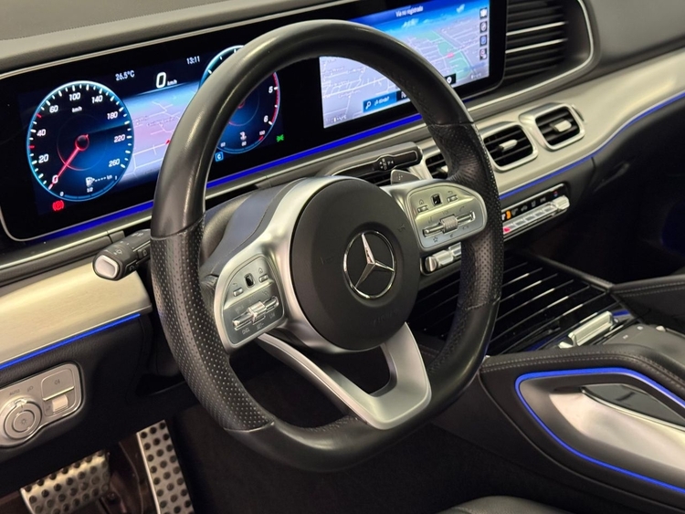 Mercedes GLE AMG NIGHT 4MATIC 300D foto 23