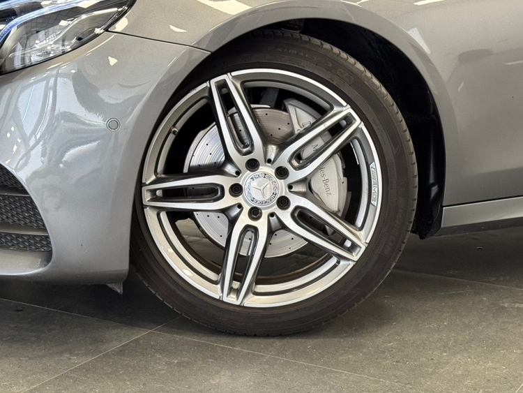 Mercedes Clase E E220D foto 44