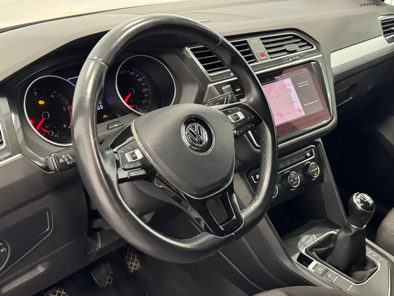 Volkswagen Tiguan ADVANCED miniatura 16