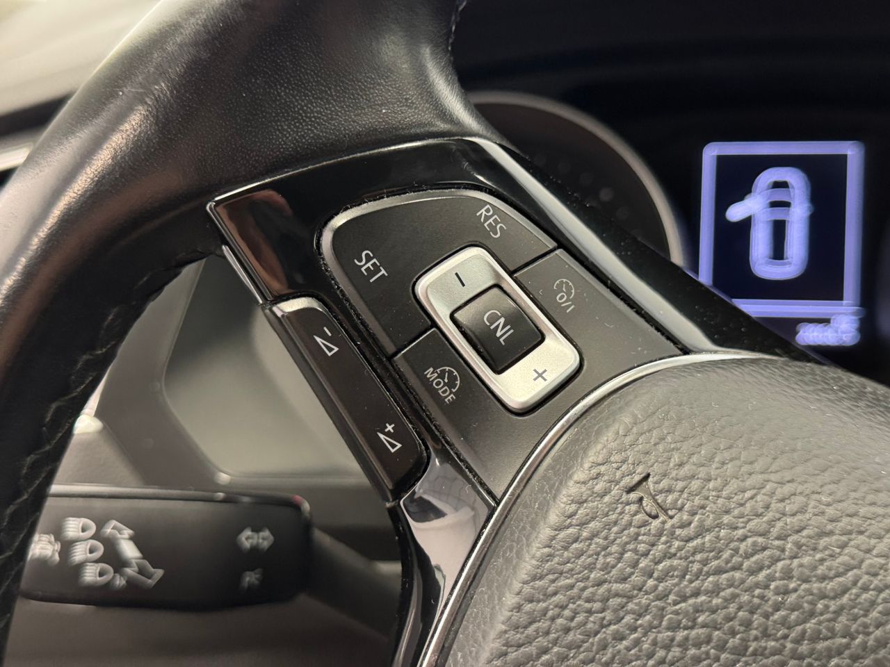 Volkswagen Tiguan ADVANCED miniatura 19