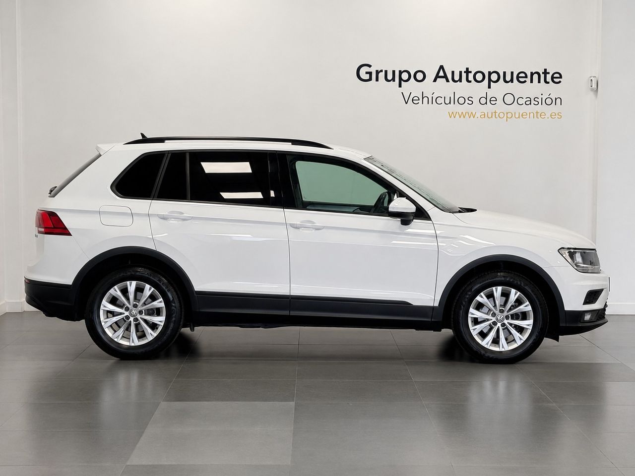 Volkswagen Tiguan ADVANCED foto 3