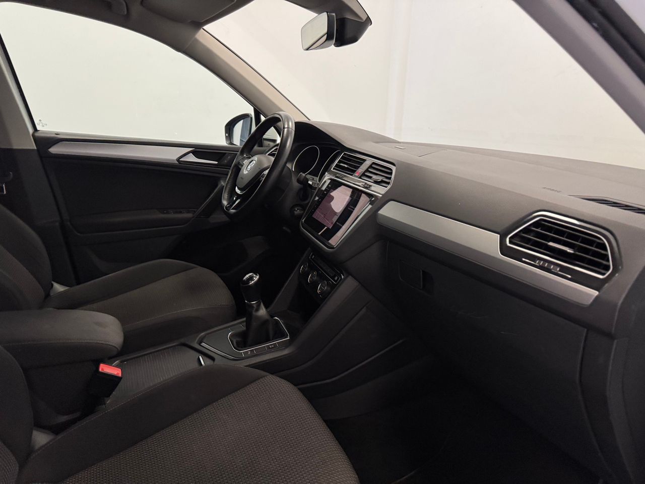 Volkswagen Tiguan ADVANCED foto 23