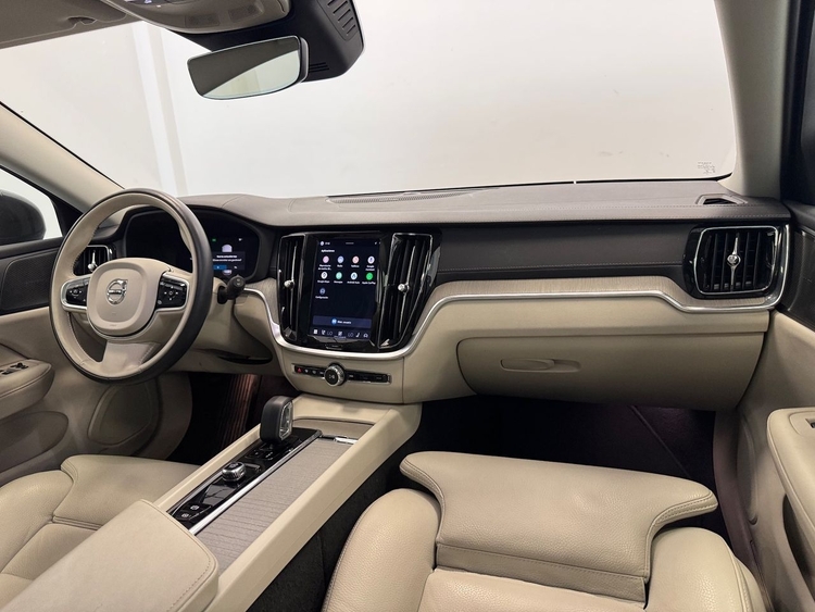 Volvo V60 ULTIMATE AUTO  B4 D foto 29