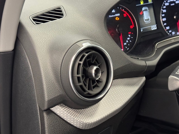 Audi Q2 ADVANCED S-TRONIC  foto 16