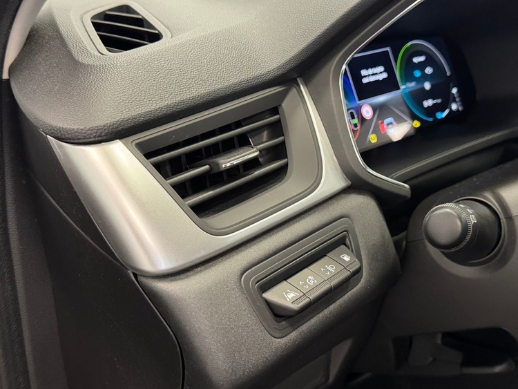 Renault Captur EVOLUTION  E-TECH foto 17