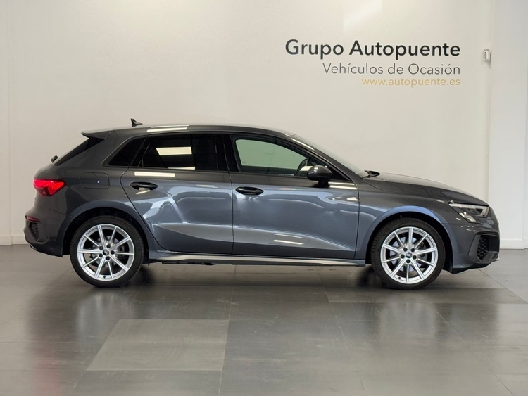 Audi A3 S-LINE  40TFSI E foto 3