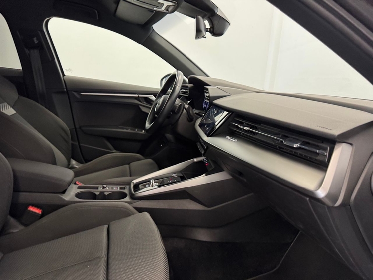 Audi A3 S-LINE  40TFSI E foto 26