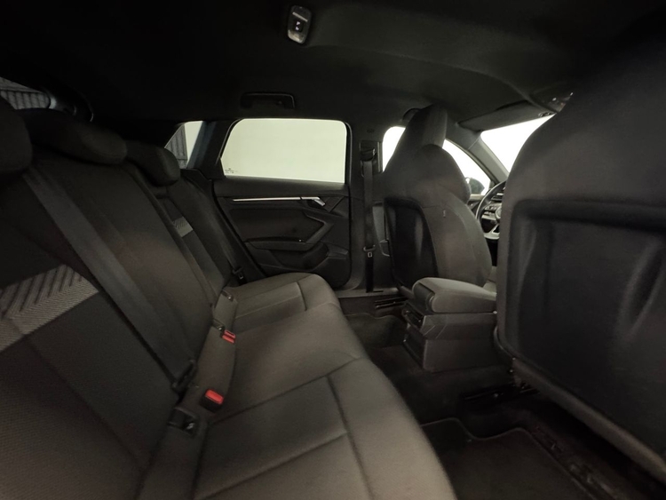 Audi A3 S-LINE  40TFSI E foto 39