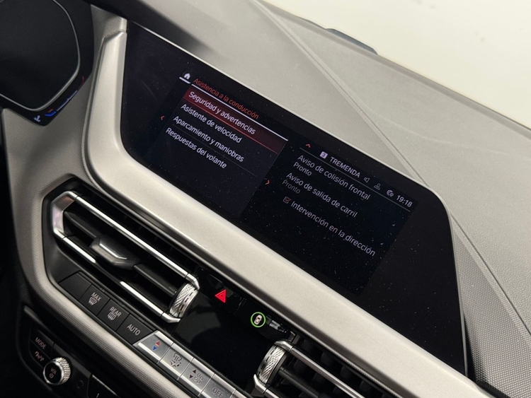 BMW Serie 1 118D foto 26