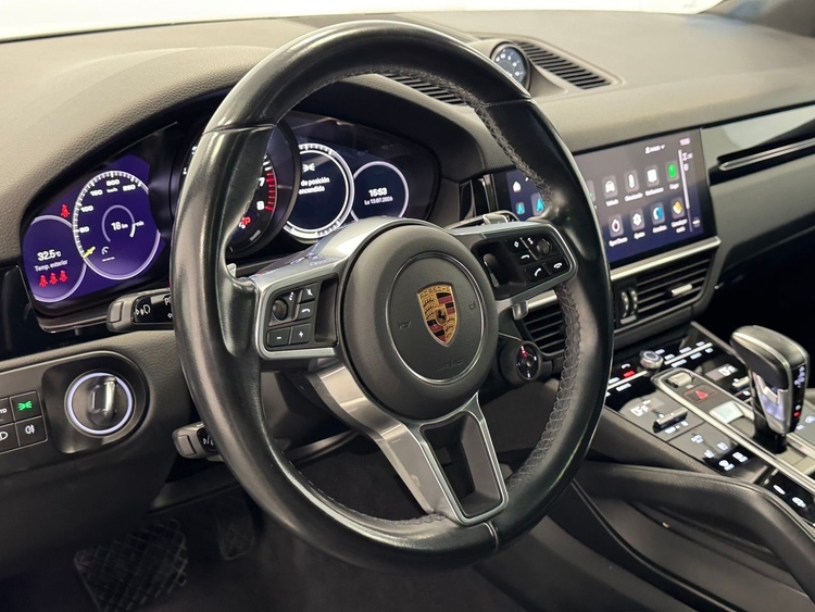 Porsche Cayenne E-HYBRID foto 17
