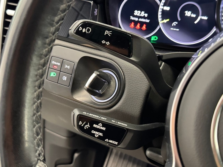 Porsche Cayenne E-HYBRID foto 18