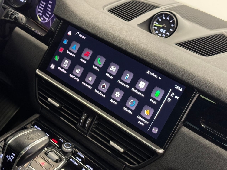 Porsche Cayenne E-HYBRID foto 30