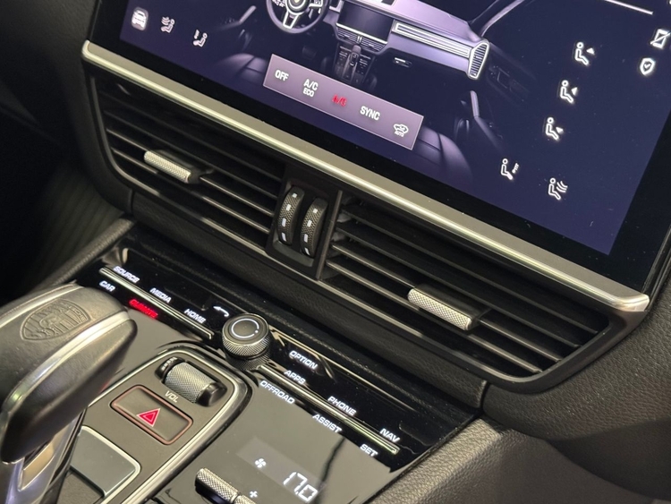 Porsche Cayenne E-HYBRID foto 37
