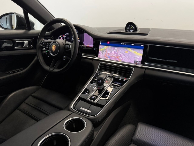 Porsche Panamera 4 E-HYBRID foto 12
