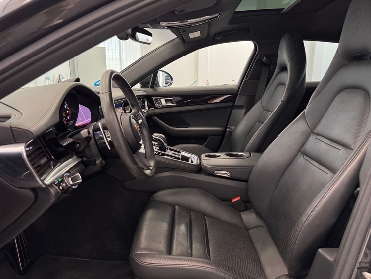 Porsche Panamera 4 E-HYBRID foto 15