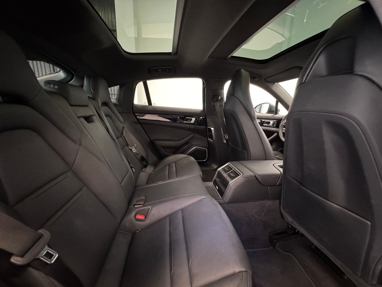 Porsche Panamera 4 E-HYBRID foto 41