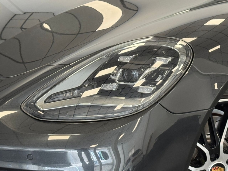 Porsche Panamera 4 E-HYBRID foto 44