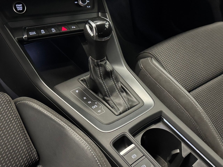 Audi Q3 S LINE BLACK LINE foto 23