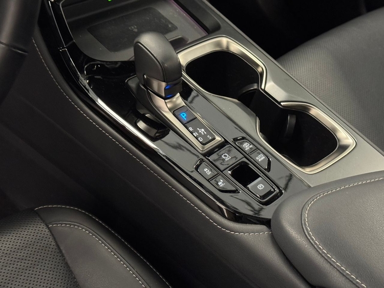 Lexus NX 450H + LUXURY foto 25
