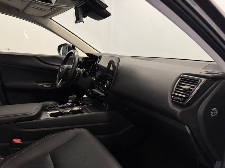 Lexus NX 450H + LUXURY foto 28
