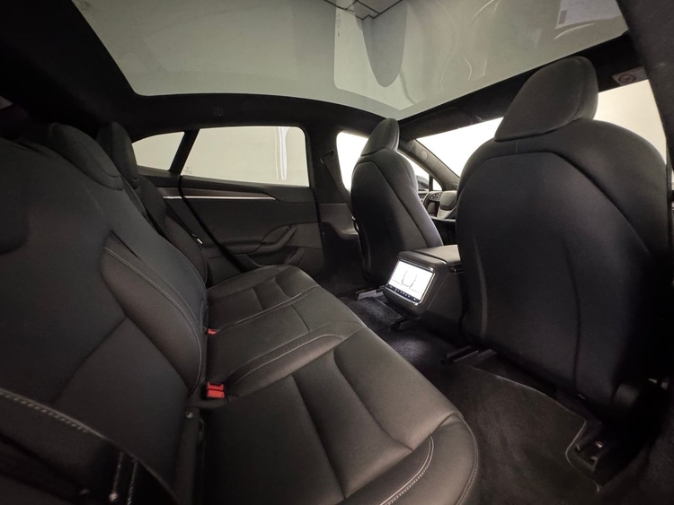 Tesla Model  S PLAID  foto 28