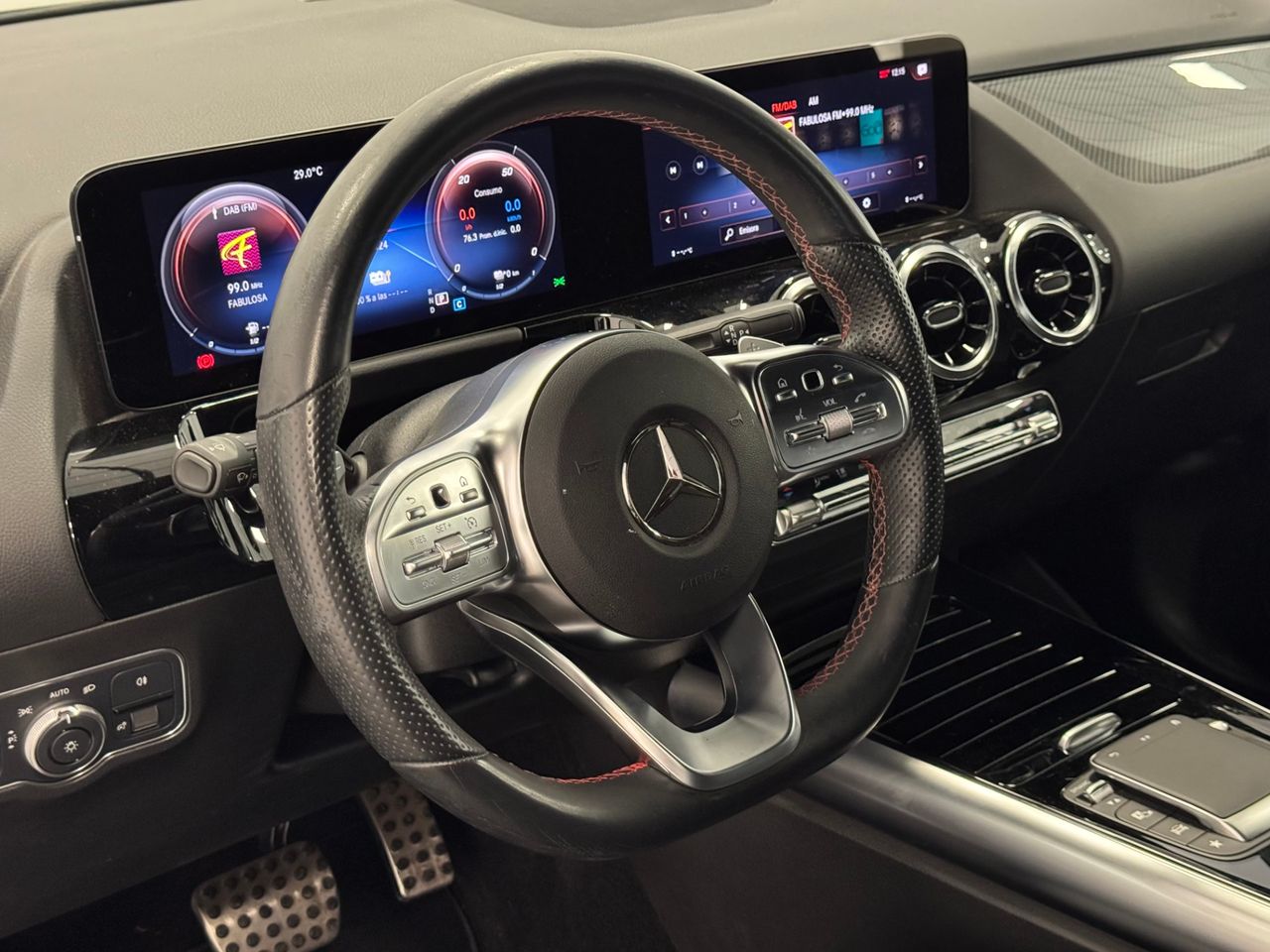 Mercedes GLA 250E AMG miniatura 17