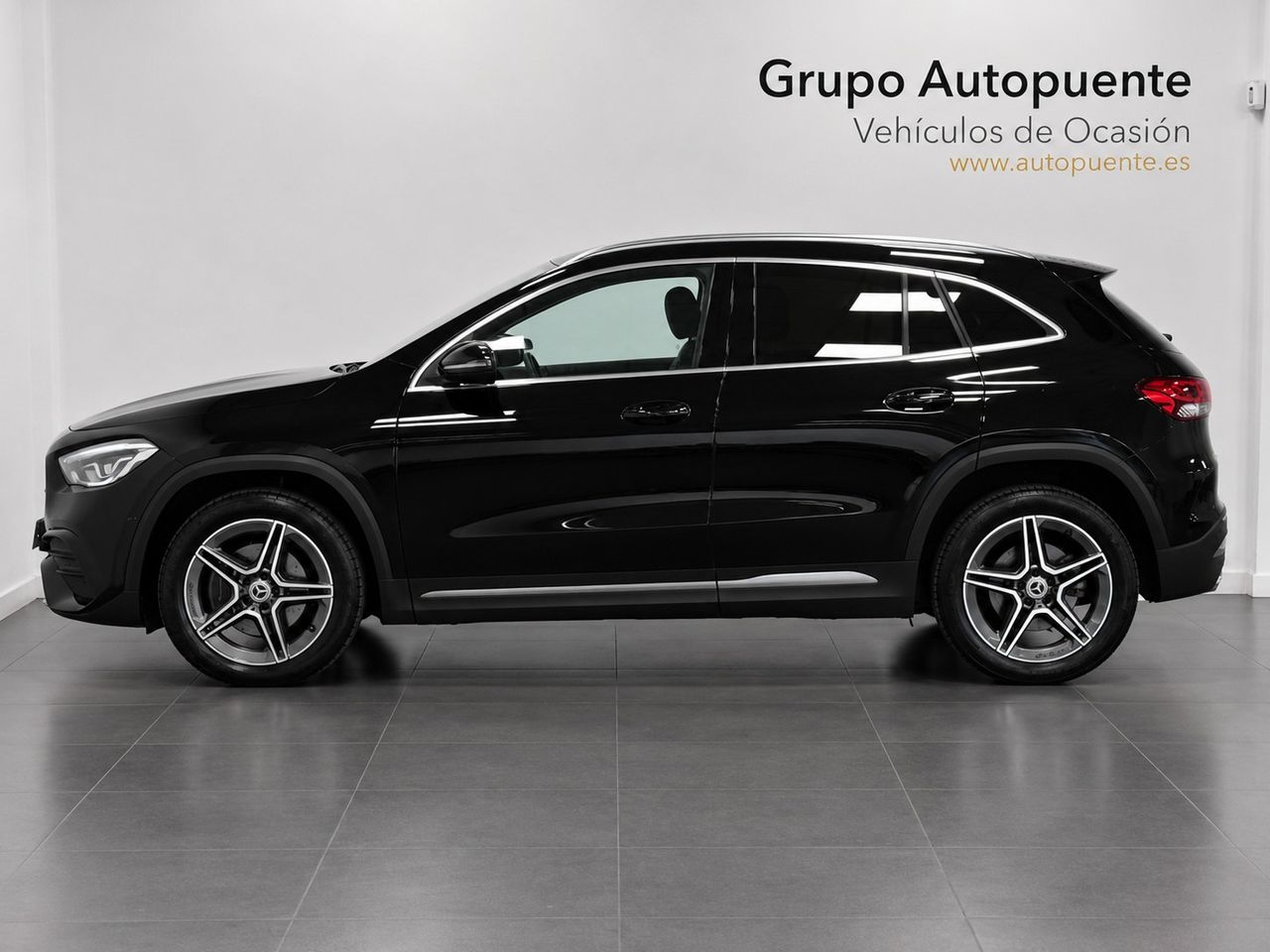 Mercedes GLA 250E AMG miniatura 6
