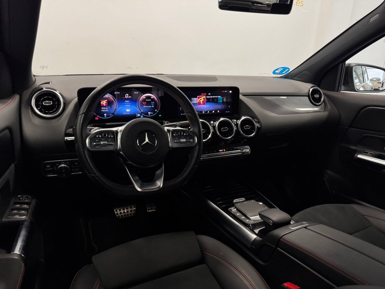 Mercedes GLA 250E AMG miniatura 9