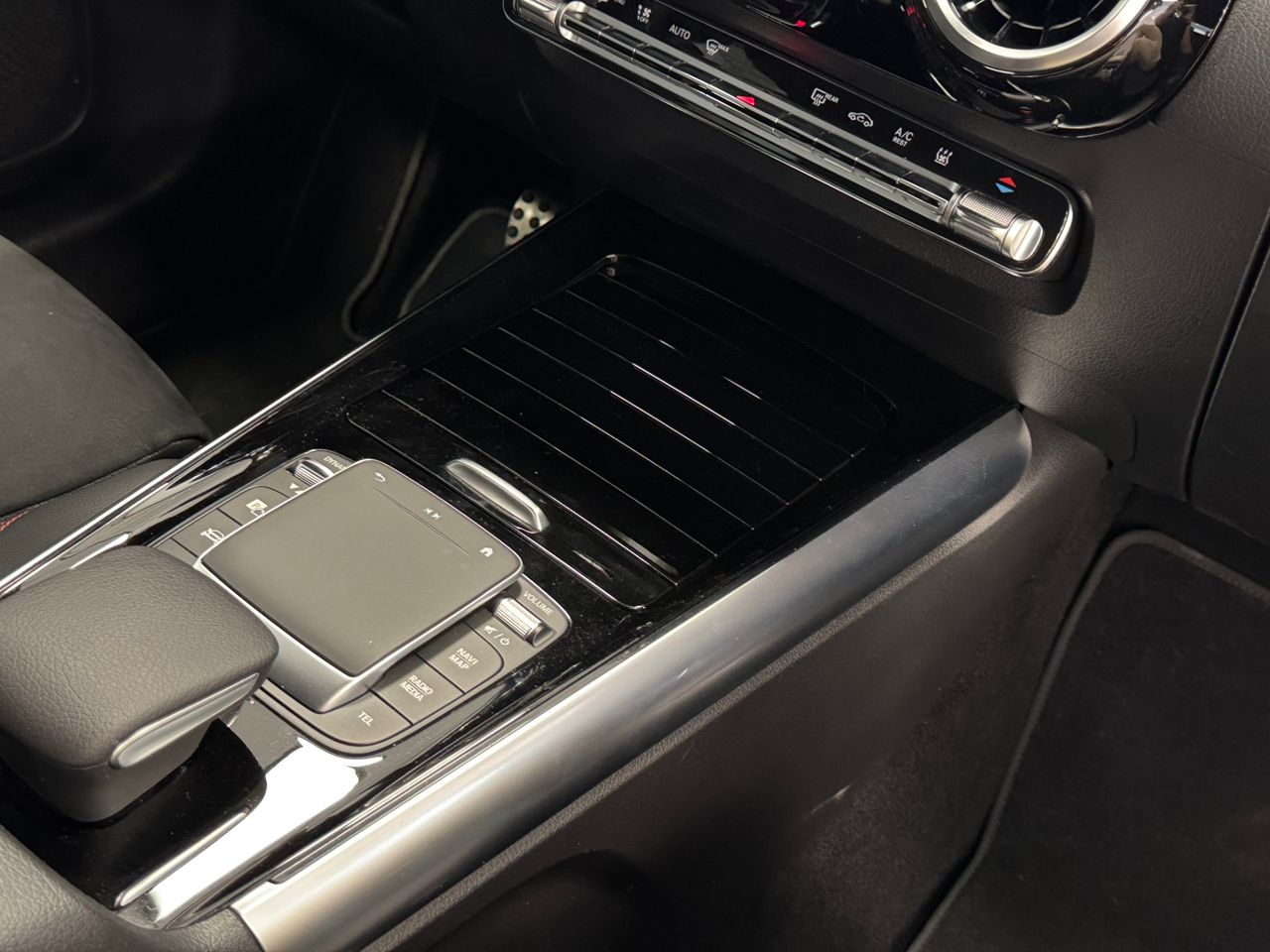 Mercedes GLA 250E AMG foto 39