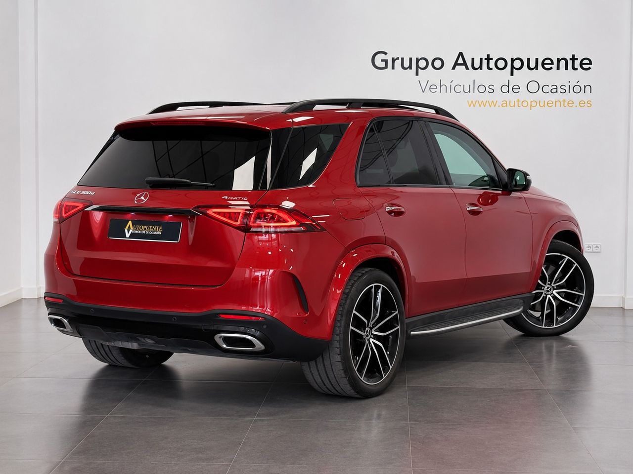 Mercedes GLE 300D 4MATIC AMG miniatura 4