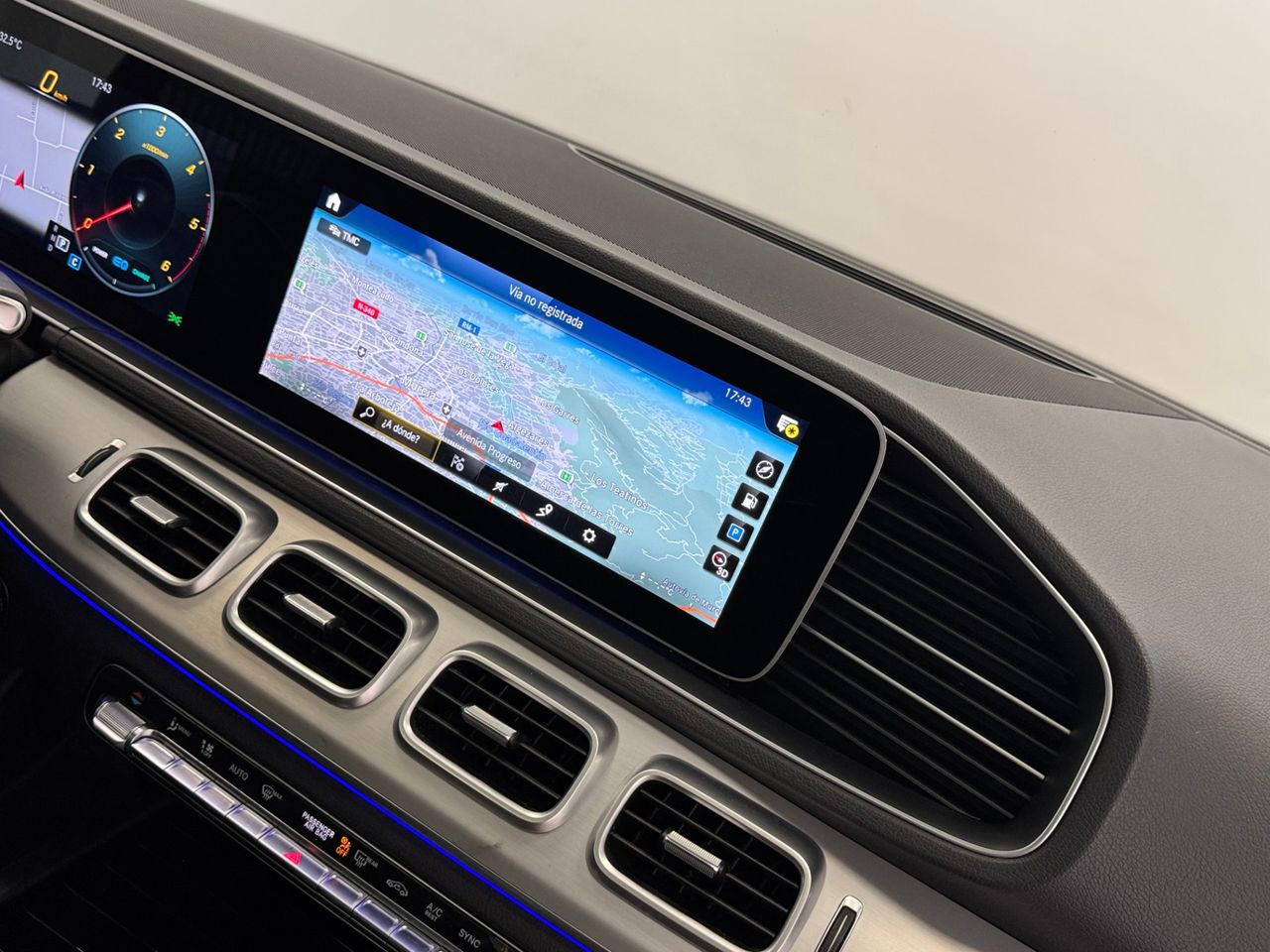 Mercedes GLE 300D 4MATIC AMG foto 34