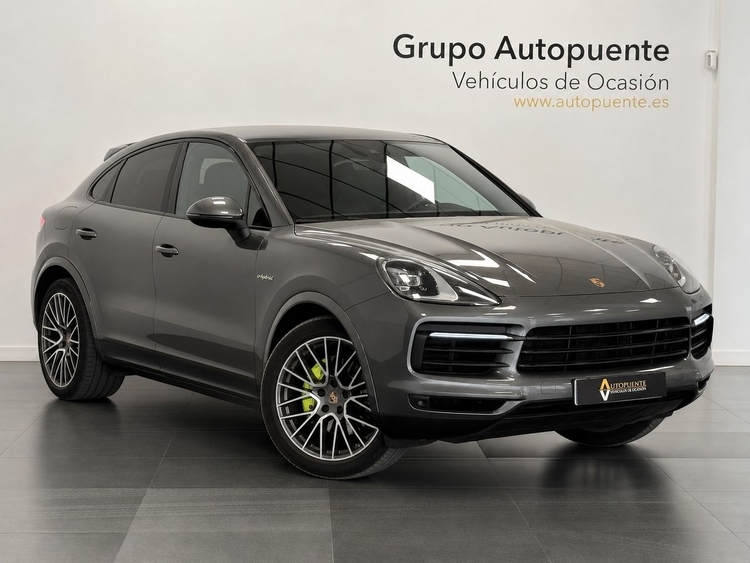 Porsche Cayenne E-HYBRID foto 2