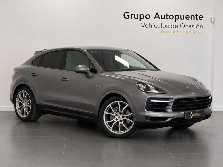 Porsche Cayenne E-HYBRID foto 2