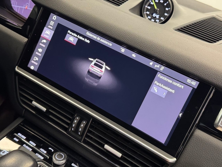 Porsche Cayenne E-HYBRID foto 36