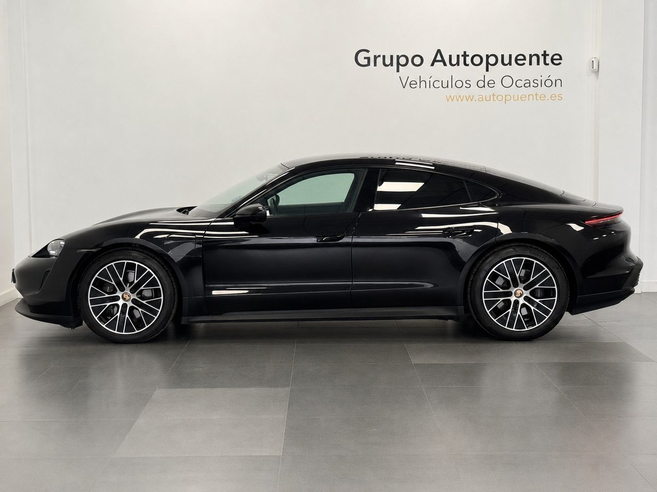 Porsche Taycan TAYCAN foto 6