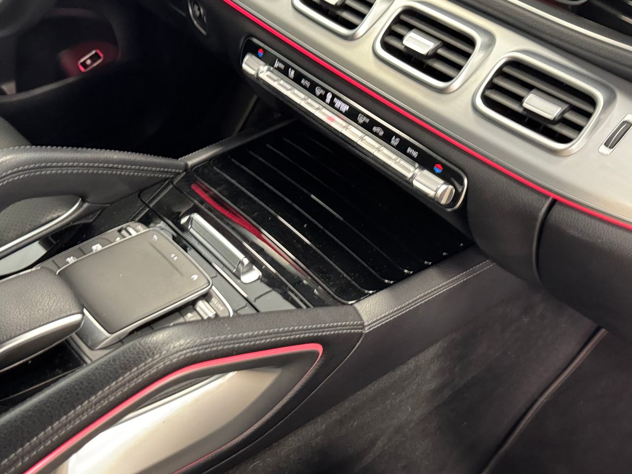 Mercedes GLE 300D 4MATIC  foto 43